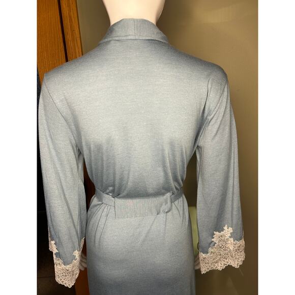 Natori Soft Luxe Shangra-La Tencel Robe Blue Belted Lace Trim Sleeves Sz Small - Picture 12 of 16